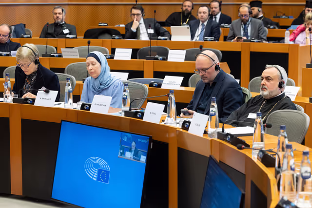 Photo 45: Article 17 TFEU - The importance of the Article 17 dialogue for raising awareness against disinformation and foreign interference as well as for achieving a high turnout at the European elections