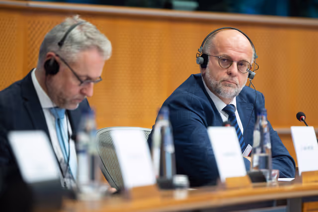 Photo 40: Article 17 TFEU - The importance of the Article 17 dialogue for raising awareness against disinformation and foreign interference as well as for achieving a high turnout at the European elections