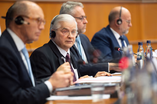 Photo 27: Article 17 TFEU - The importance of the Article 17 dialogue for raising awareness against disinformation and foreign interference as well as for achieving a high turnout at the European elections
