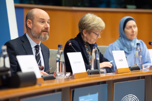 Photo 26: Article 17 TFEU - The importance of the Article 17 dialogue for raising awareness against disinformation and foreign interference as well as for achieving a high turnout at the European elections