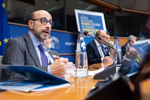 Photo 38: Article 17 TFEU - The importance of the Article 17 dialogue for raising awareness against disinformation and foreign interference as well as for achieving a high turnout at the European elections