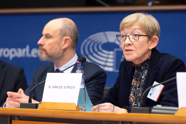 Photo 22: Article 17 TFEU - The importance of the Article 17 dialogue for raising awareness against disinformation and foreign interference as well as for achieving a high turnout at the European elections