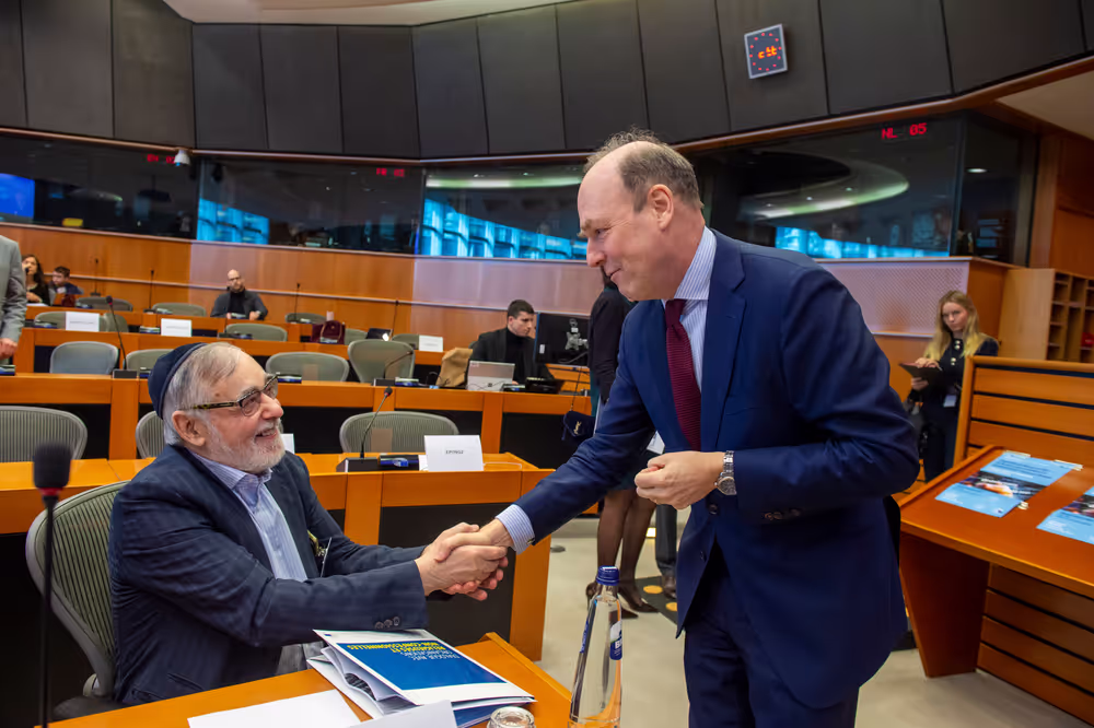 Article 17 TFEU - The importance of the Article 17 dialogue for raising awareness against disinformation and foreign interference as well as for achieving a high turnout at the European elections