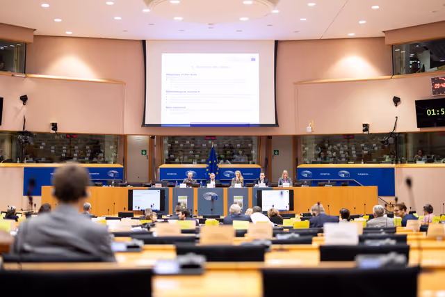 Photo 18 : AGRI Committee meeting