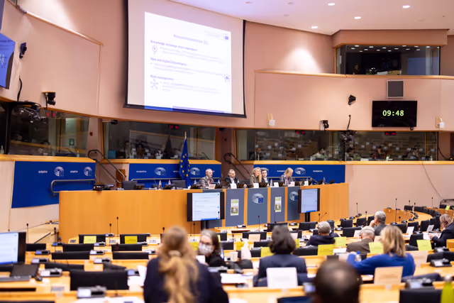 Photo 14 : AGRI Committee meeting