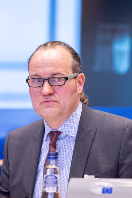 Photo 11: TRAN Committee meeting .Workshop on The suitability of existing post and parcel delivery legislation