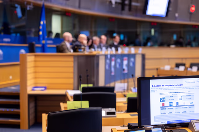 Photo 3: TRAN Committee meeting .Workshop on The suitability of existing post and parcel delivery legislation