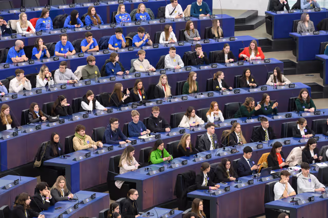 Φωτογραφία 15: Euroscola