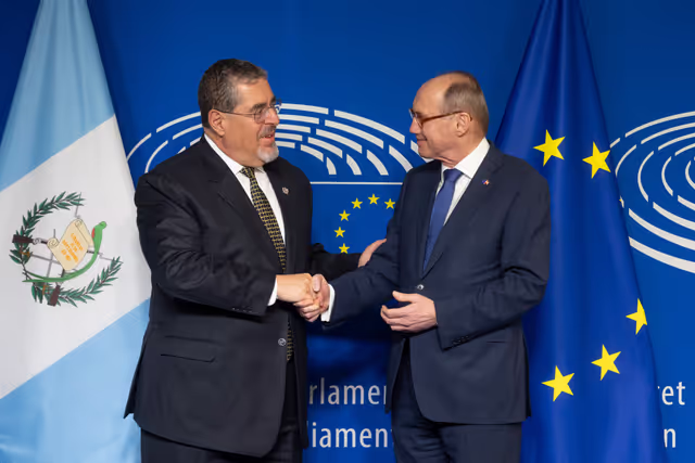 Photo 8 : Othmar KARAS meets with Bernardo AREVAL, President of GUATEMALA