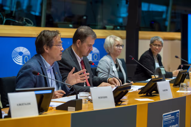 Nuotrauka 8: STOA Academic Freedom Roundtable ‘ Research Integrity in Open Science for Europe ’