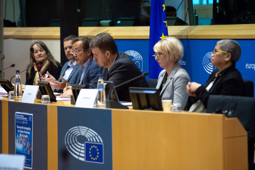 STOA Academic Freedom Roundtable ‘ Research Integrity in Open Science for Europe ’