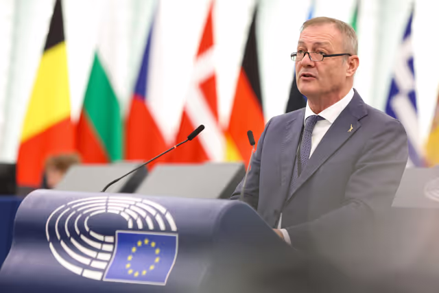 Fotografia 36: EP Plenary session - Debate - Geographical Indications for wine, spirit drinks and agricultural products