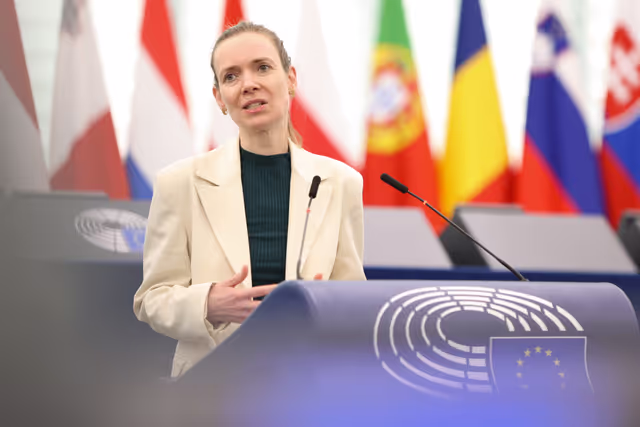 Foto 25: EP Plenary session - Rule 162 - Regaining our competitive edge - a prosperous EU in a fragmented global economy