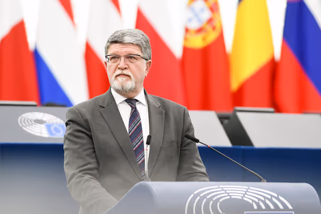 Fotografie 26: EP Plenary session - Deepening EU integration in view of future enlargement