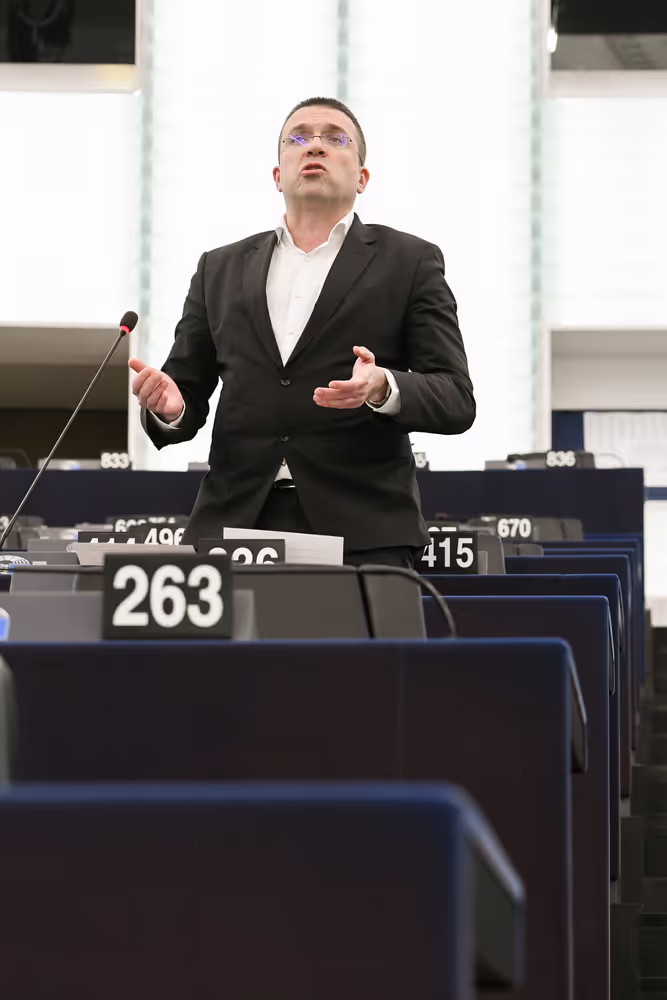 EP Plenary session - Deepening EU integration in view of future enlargement