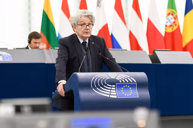 Φωτογραφία 19: EP Plenary session - Data collection and sharing relating to short-term accommodation rental services