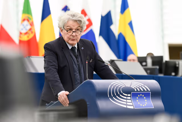 Φωτογραφία 18: EP Plenary session - Data collection and sharing relating to short-term accommodation rental services