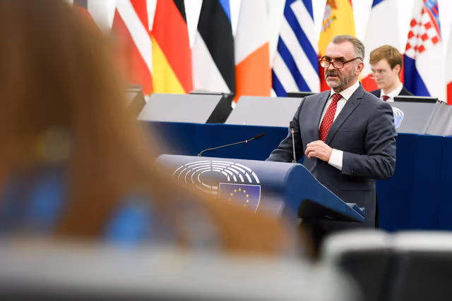 Φωτογραφία 3: EP Plenary session - Data collection and sharing relating to short-term accommodation rental services