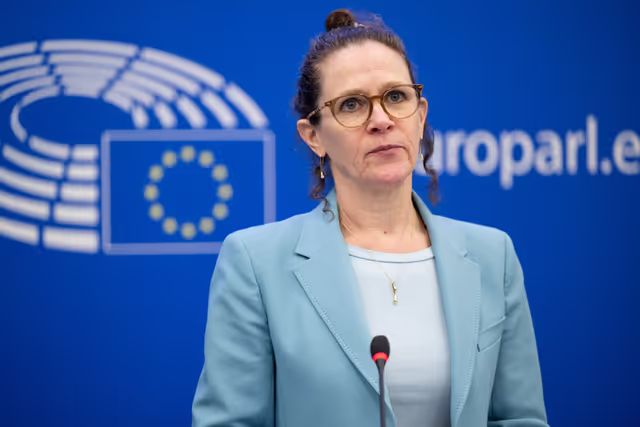 Снимка 8: Press conference on The Report on the Commission’s 2023 Rule of Law Report