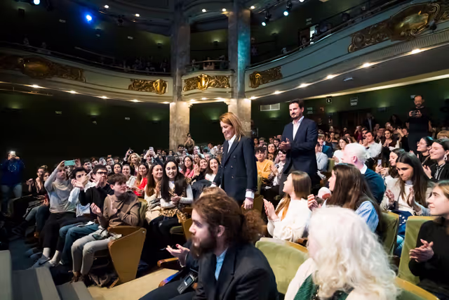Billede 17: Official visit of Roberta METSOLA, EP President to Spain - Town Hall Discussion with Young Spaniards