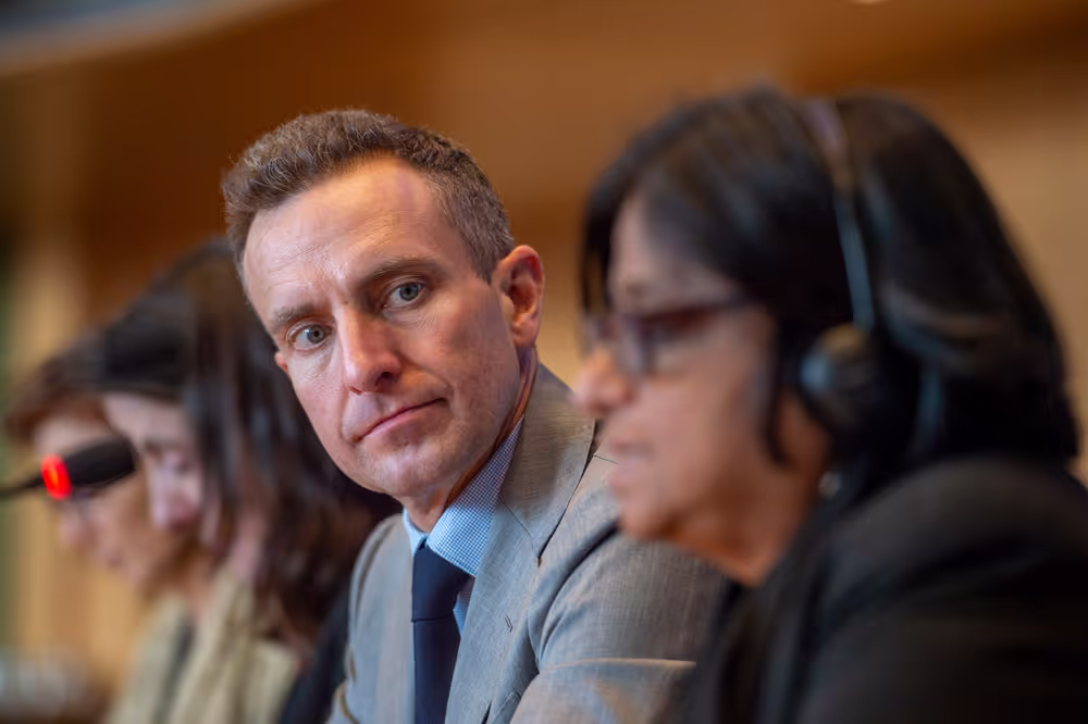 DEVE - Humanitarian assistance to persons with disabilities