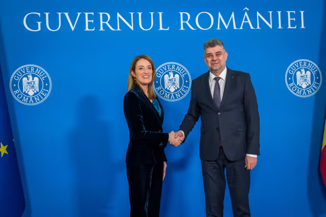 Foto 4: Official visit by Roberta METSOLA, EP President to Bucharest (Romania) - Meeting with Marcel CIOLACU, Prime Minister of Romania