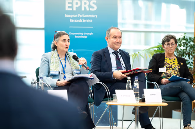 Suriet 13: EPRS - Conference on Foresight and Better Law-Making