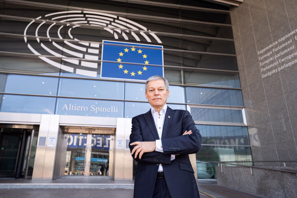 Dacian CIOLOS in the EP in Brussels