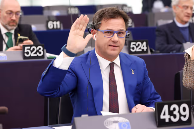 Photo 33: EP Plenary session - Voting session