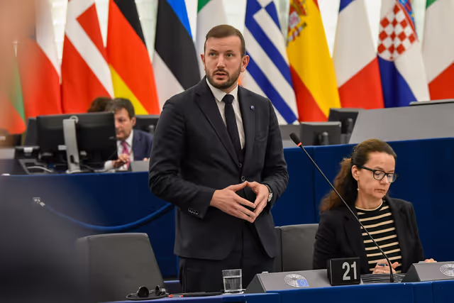 Photo 48: EP Plenary session - Voting session