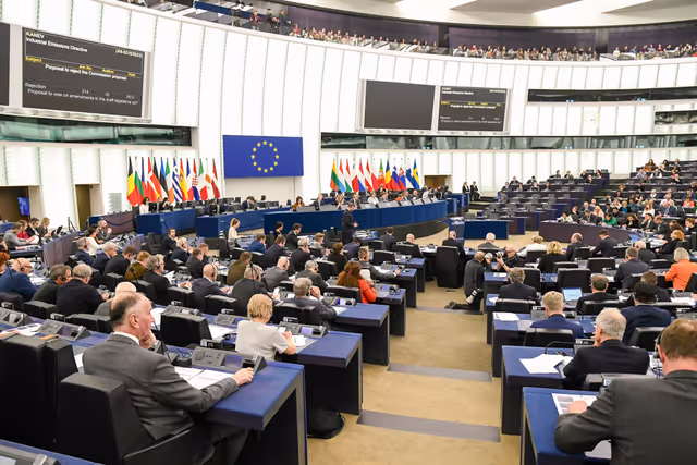 Photo 47: EP Plenary session - Voting session