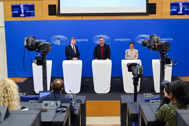 Photo 11 : Press conference on Green Claims Directive