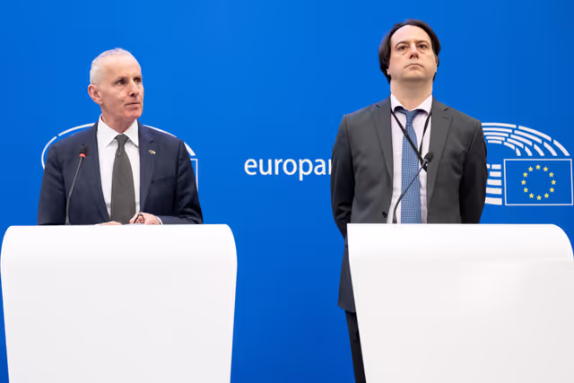 Foto 10: Press conference on the energy performance of buildings directive