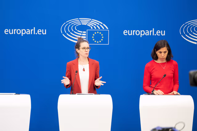 Fotografia 5: Press conference on criminalising the violations of EU sanction