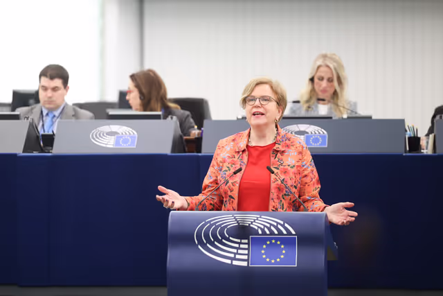 Zdjęcie 7: EP Plenary session - Creation of a European initiative for an annual designation of European capitals for children