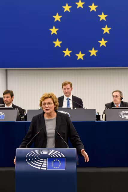 Снимка 9: EP Plenary session - Guidelines for the 2025 Budget - Section III