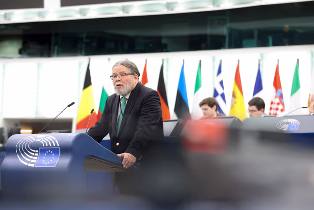 Photo 39: EP Plenary session - Type-approval of motor vehicles and engines with respect to their emissions and battery durability (Euro 7)