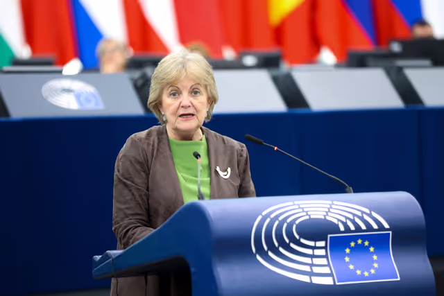 Photo 33: EP Plenary session - Type-approval of motor vehicles and engines with respect to their emissions and battery durability (Euro 7)