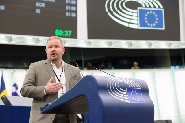 Photo 18: EP Plenary session - Type-approval of motor vehicles and engines with respect to their emissions and battery durability (Euro 7)