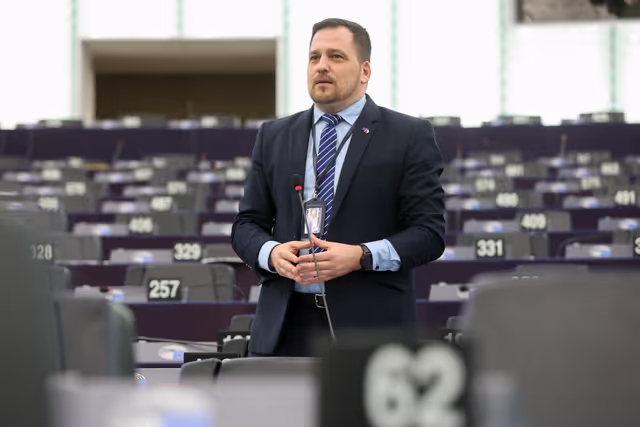 Photo 17: EP Plenary session - Type-approval of motor vehicles and engines with respect to their emissions and battery durability (Euro 7)