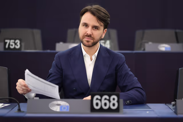 Foto 1: Mario FURORE in the EP in Strasbourg