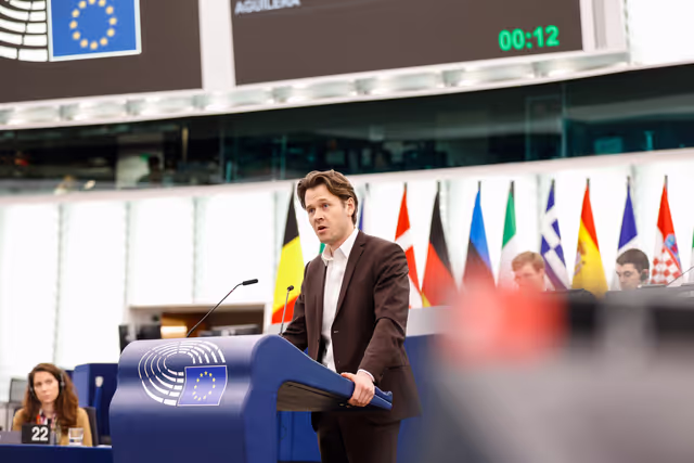 Fotografie 49: EP Plenary session - Oral question - Promised revision of the EU animal welfare legislation and the animal welfare-related European citizens’ initiatives