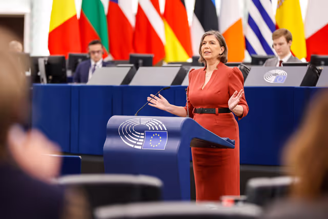 Fotografie 40: EP Plenary session - Oral question - Promised revision of the EU animal welfare legislation and the animal welfare-related European citizens’ initiatives