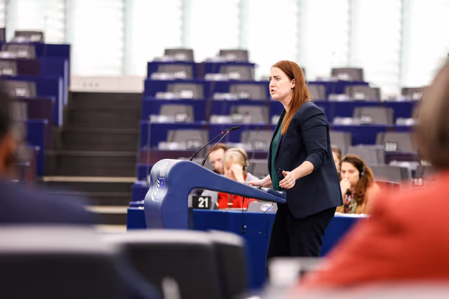 Fotografie 25: EP Plenary session - Oral question - Promised revision of the EU animal welfare legislation and the animal welfare-related European citizens’ initiatives