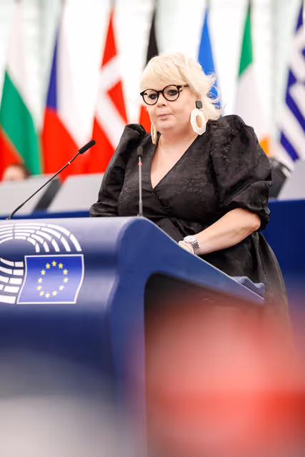 Fotografie 9: EP Plenary session - Oral question - Promised revision of the EU animal welfare legislation and the animal welfare-related European citizens’ initiatives
