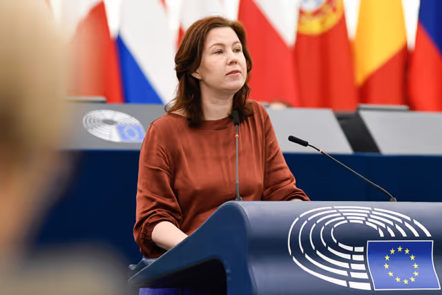 Photo 11: EP Plenary session  - Council and Commission statements - Deterioration of living conditions in the EU