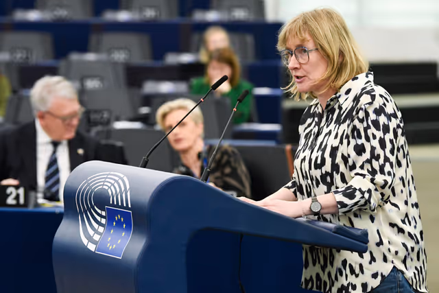 Photo 8: EP Plenary session  - Council and Commission statements - Deterioration of living conditions in the EU