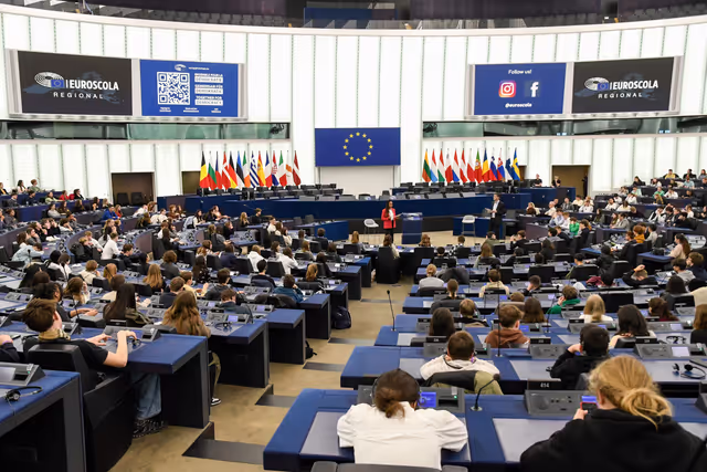 Fotografia 25: Euroscola