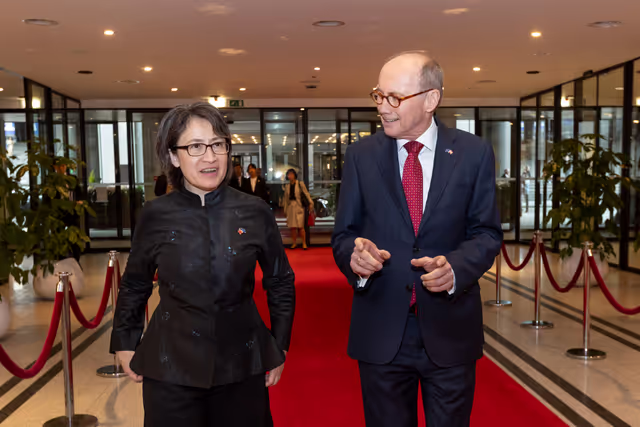 Fotagrafa 14: Othmar KARAS meets with  Bi-Khim HSIAO, Taiwanese Vice President- elect