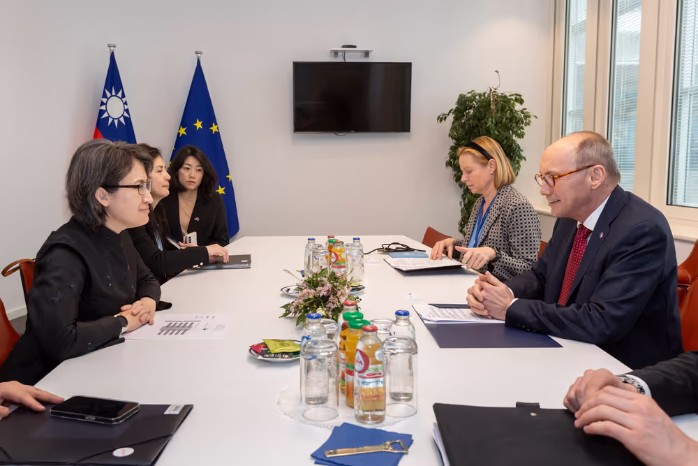 Othmar KARAS meets with  Bi-Khim HSIAO, Taiwanese Vice President- elect